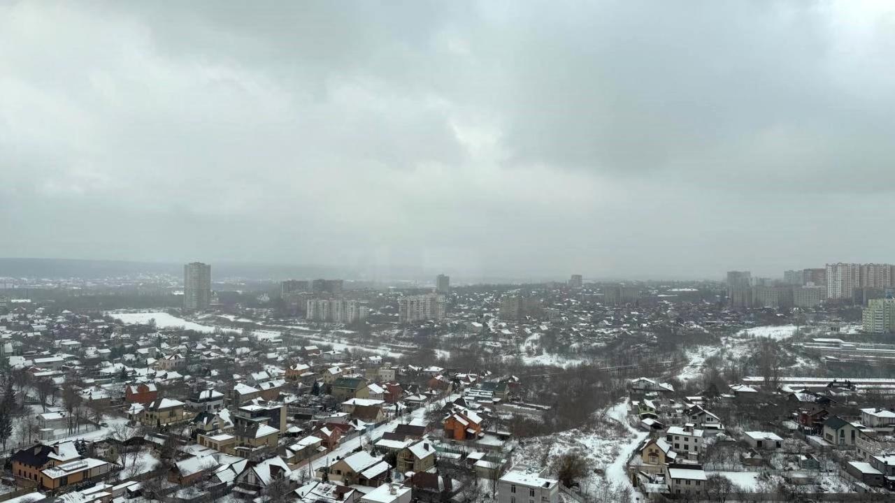 Bright House On 23 Serpnya Kharkiv Eksteriør bilde
